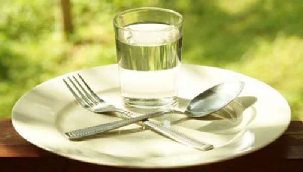 Голодание при панкреатите: как помогает голод при остром и хроническом воспалении поджелудочной