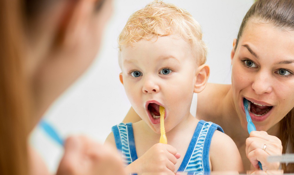 Правила гигиены: какие привычки прививают детям родители и почему они не всегда правы