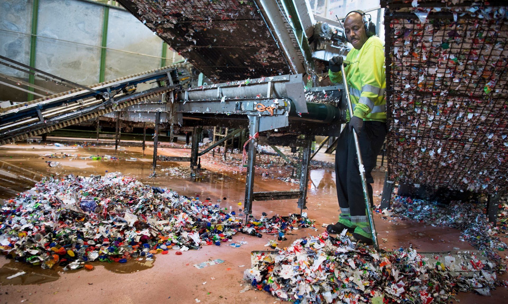 18 мусорных стран экспортируют пластиковые отходы в россию | крамола