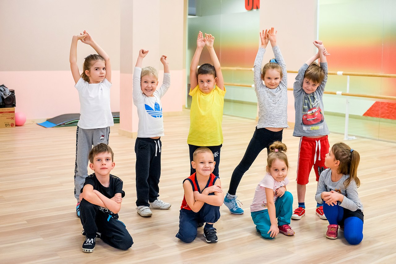 Детский фитнес: особенности и преимущества спортивных занятий для детей. комплекс упражнений + фото и видео