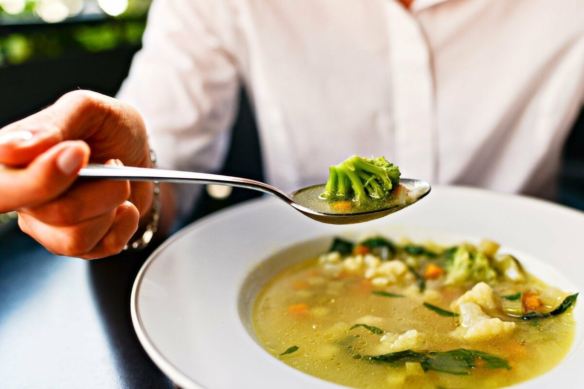 Что говорят диетологи о супах
