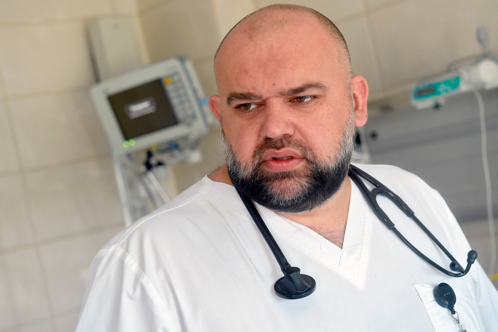 Беседа с денисом проценко – главврачом больницы, первой в россии принявшей удар пандемии