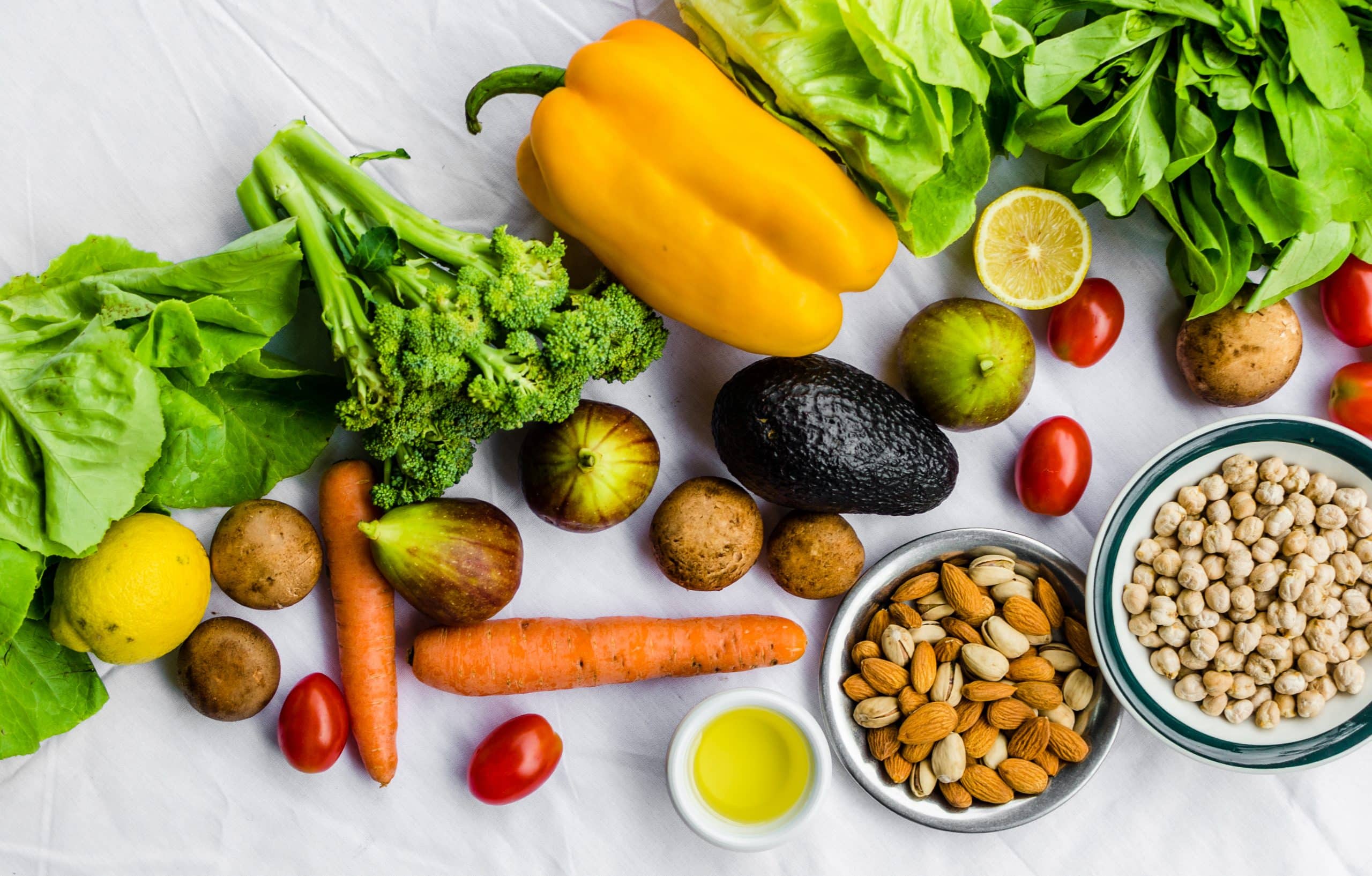5 растительных продуктов. Здоровое питание. Растительная пища. Растительные продукты. Овощи и фрукты в рационе.