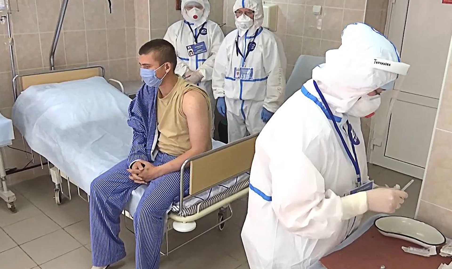 Главный врач коронавирус. Пациент против врача. Неопознанные военные в госпиталях. Раненые в госпитале Бурденко Москва.
